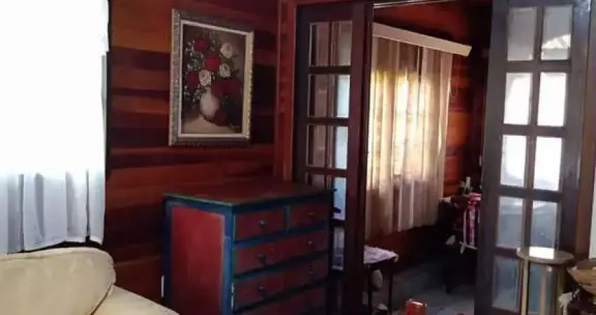 Casa para Venda em Campos do Jordão, Atalaia, 3 dormitórios, 2 suítes, 3 banheiros, 6 vagas