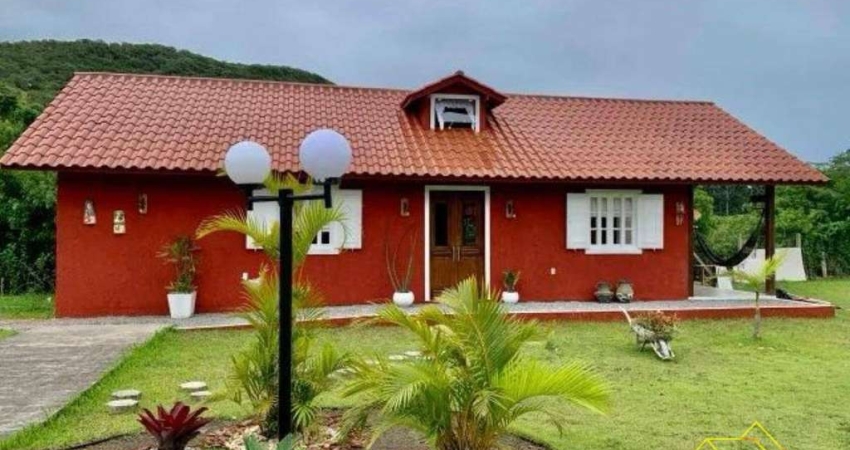 Chácara com 4 dormitórios à venda, 2200 m² por R$ 1.910.000,00 - Sambaqui - Florianópolis/SC