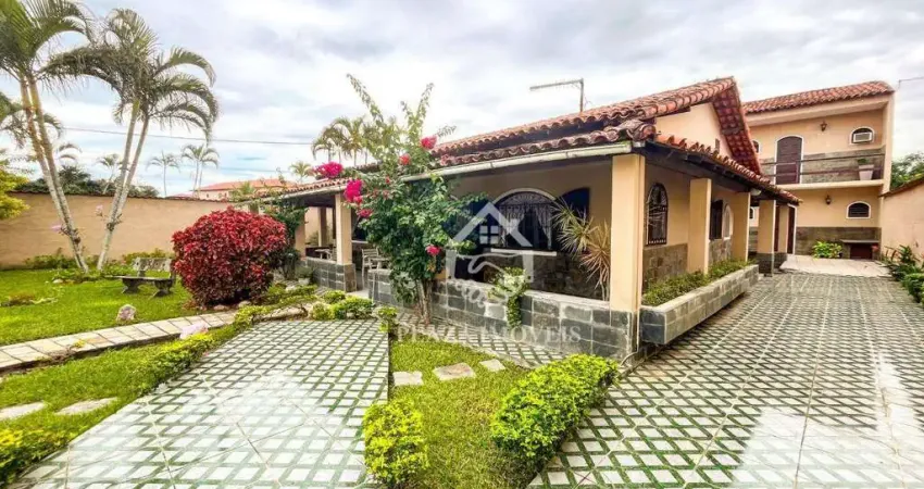 Casa com 6 dormitórios à venda, 278 m² por R$ 390.000,00 - Balneário São Pedro - São Pedro da Aldeia/RJ