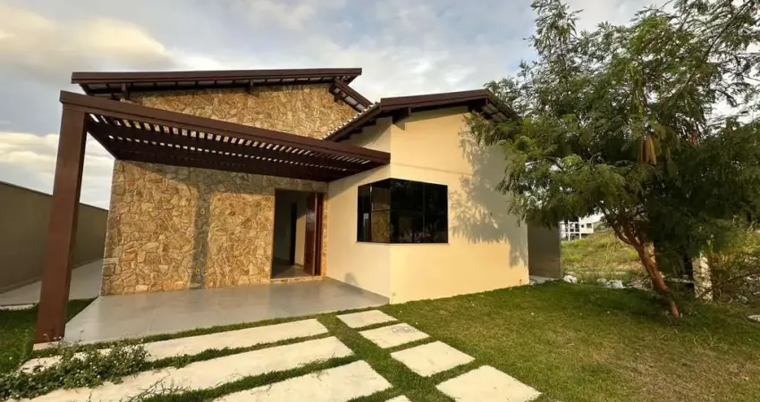 Casa com 3 dormitórios à venda, 126 m² por R$ 850.000 - Cond. Viverde 1 - Nova São Pedro - São Pedro da Aldeia/RJ