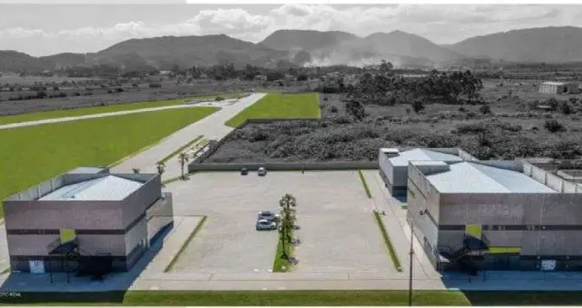 Galpoes logisticos, industriais, comerciais, em Porto Belo/ SC
