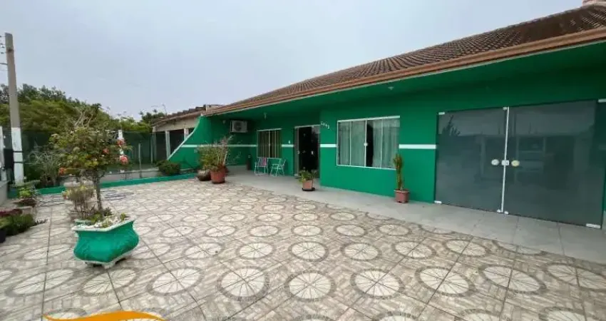 Residência espetacular!!!! uma das melhores casas de cidreira!!!! centro da cidade!!!!