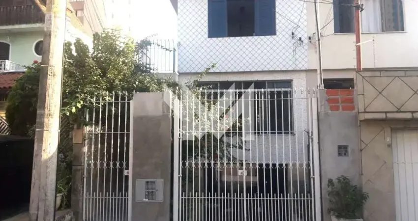 SOBRADO DE 120m² COM 3 QUARTOS E 3 VAGAS PARA VENDA NA VILA PAIVA