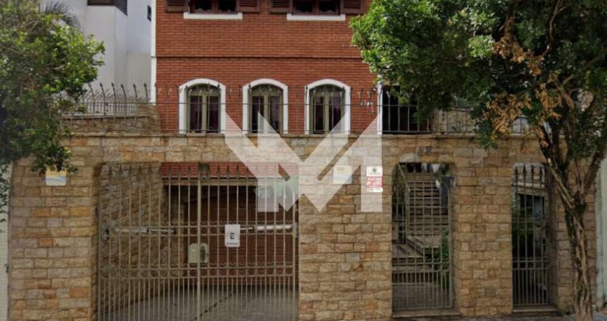 SOBRADO DE 306m² COM 3 QUARTOS SENDO 1 SUÍTE E 5 VAGAS NA GARAGEM PARA VENDA NA VILA MARIA
