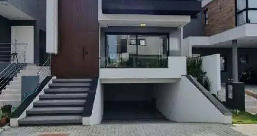 Casa em condomínio fechado com 3 quartos à venda na Rua Irma Schreiner Maran, 475, Santa Cândida, Curitiba