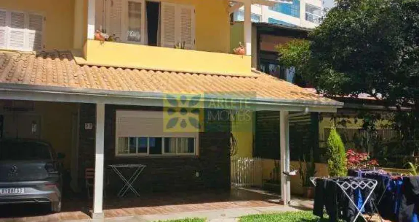 Casa - Porto Belo SC