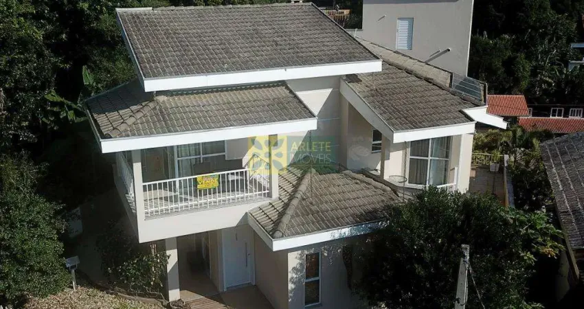 Casa com 5 quartos à venda na Rua Antonio Hilário Rebelo, 515, Centro, Porto Belo