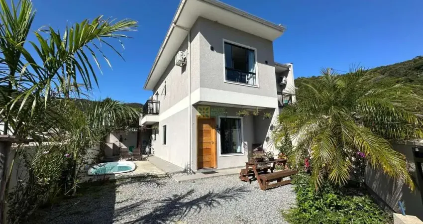 Casa com 2 quartos à venda na RUA TANGARA, 445, Centro, Porto Belo