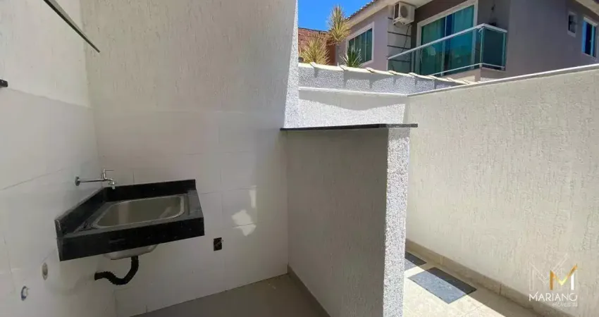 Alugo maravilhosa casa com 2 suítes no village em rio das ostras