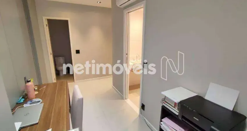 Lindo e Amplo 02 Qtos 2 Suítes Varanda Lazer Completo - Oportunidade