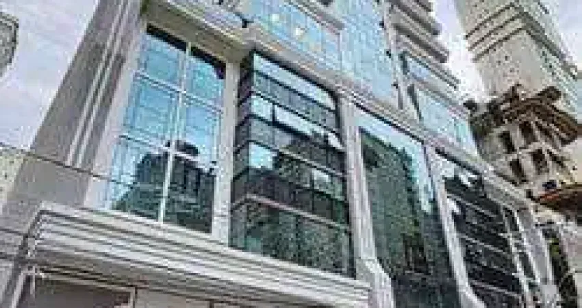 Apartamento com 4 quartos à venda na Rua 236, 400, Meia Praia, Itapema