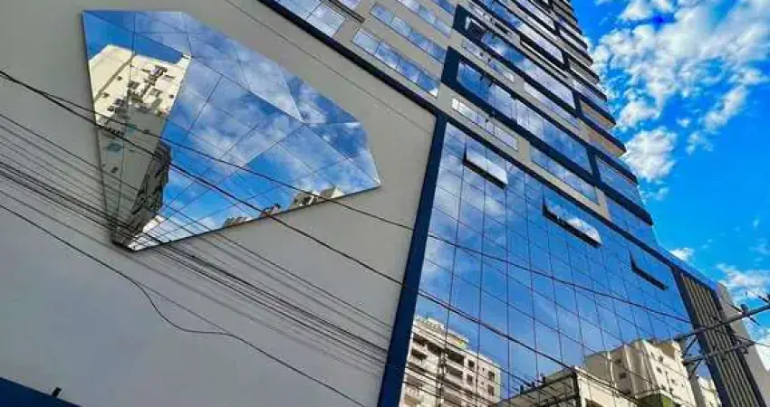 Apartamento com 3 quartos à venda na Rua 240, 494, Meia Praia, Itapema