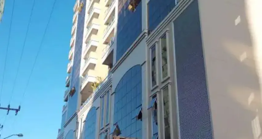 Apartamento com 3 quartos à venda na Rua 242, 246, Meia Praia, Itapema