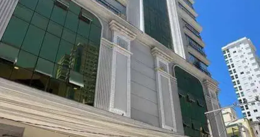Apartamento com 4 quartos à venda na Rua 1208, 45, Meia Praia, Itapema