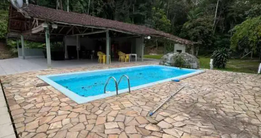 Chácara / sítio com 3 quartos à venda na Rua Isidoro Luís Crispin, 3927, Sertão do Trombudo, Itapema