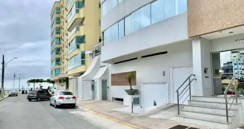 Apartamento com 3 quartos à venda na Rua 289, 65, Meia Praia, Itapema