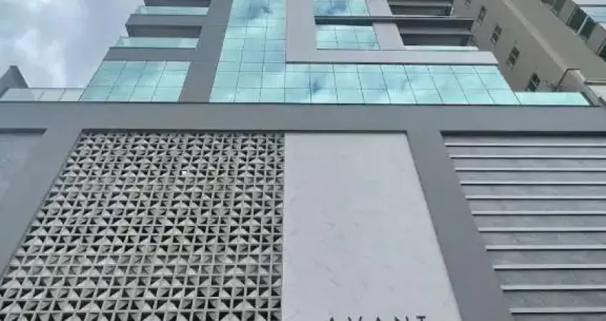 Apartamento com 3 quartos à venda na Rua 305, 296, Meia Praia, Itapema