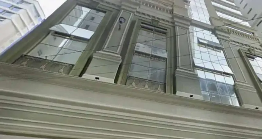 Apartamento com 4 quartos à venda na Rua 315, 55, Meia Praia, Itapema