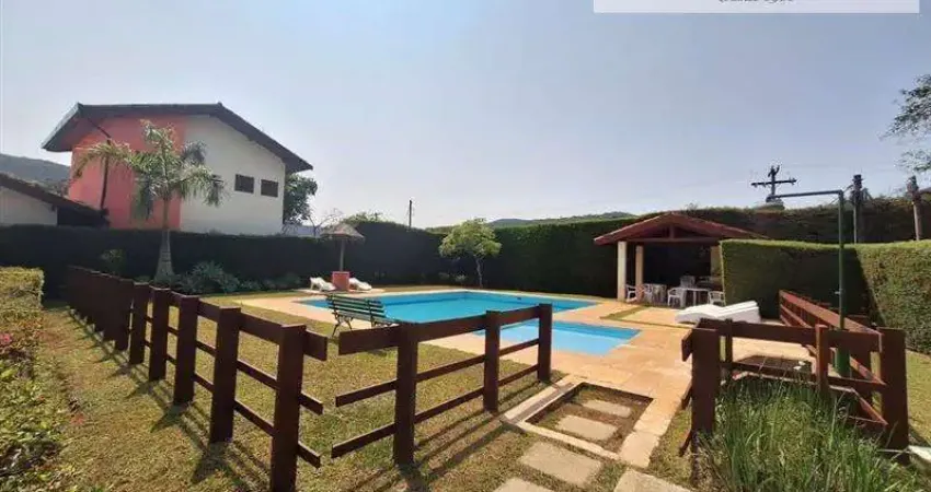 Casas em condomínio para venda em atibaia no bairro clube da montanha