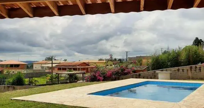 CHÁCARA COM 1400 MTS EM CONDOMÍNIO FECHADO EM IBIÚNA - SP