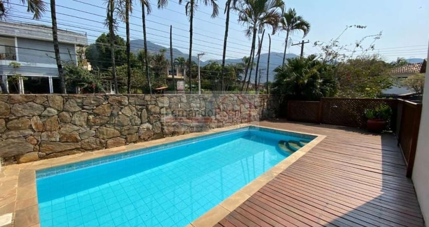 Triplex para Venda em São Sebastião, Praia do Arrastão, 3 dormitórios, 3 suítes, 4 banheiros, 2 vagas