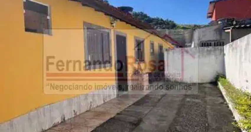 Casa para Venda em São Sebastião, Topolândia, 2 dormitórios, 1 banheiro, 2 vagas