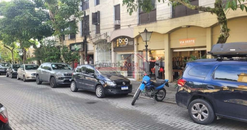 Imóvel Comercial para Venda em São Sebastião, Centro, 1 banheiro