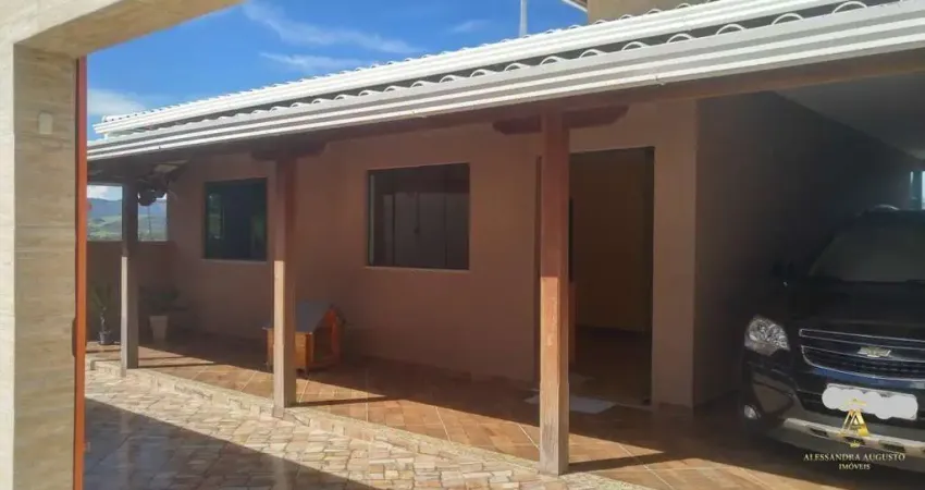 Casa com 5 quartos à venda no Centro, Nova União 