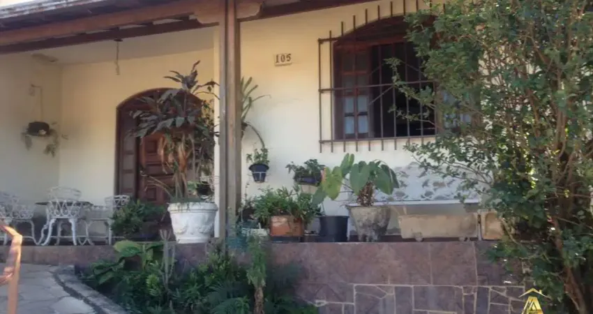 Casa com 3 quartos à venda na Rua Hermenegildo Chaves Monzeca, Tupi, Belo Horizonte