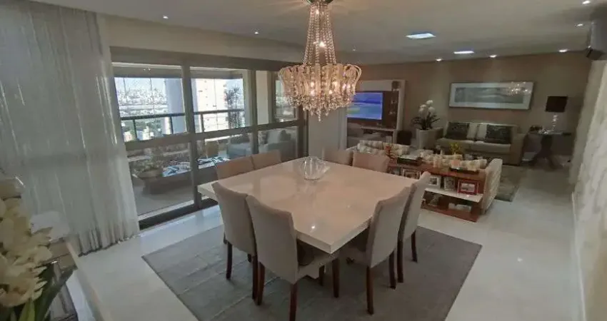 Apartamento à venda de 250m², com 4 dormitórios e 4 vagas localizado no bairro alto de Santana - SP.