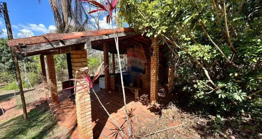 Casa em Condomínio com Vista para Montanhas – Jardins de Petrópolis, Nova Lima (Para Reformar)