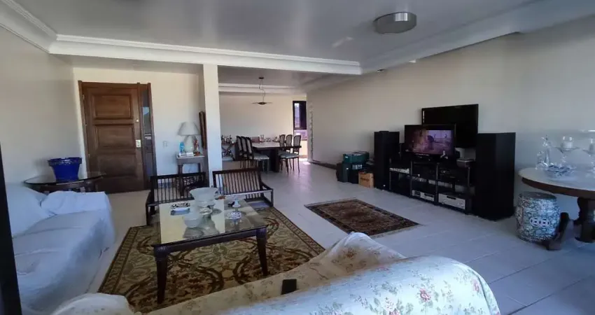 Lindo Apartamento a venda no Alto do Rio Vermelho. NASCENTE, com 4 suítes