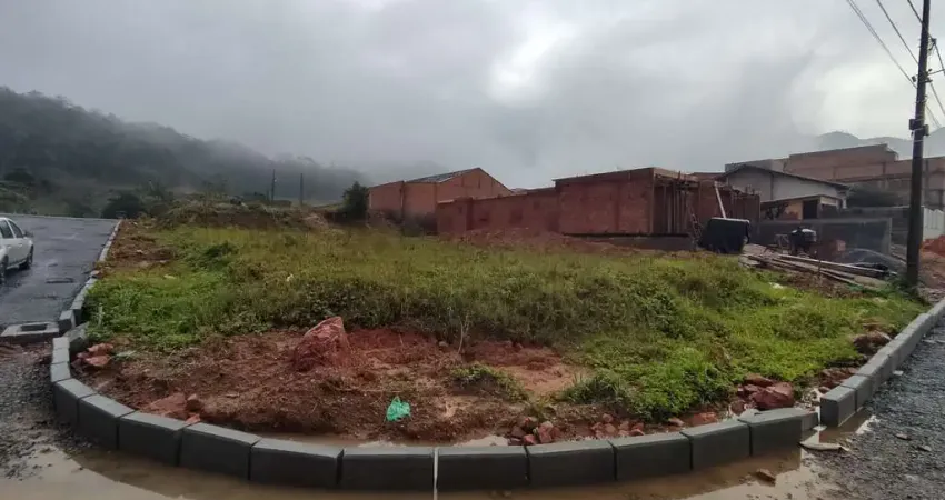 Terreno à venda no Santo Antônio, Jaraguá do Sul 