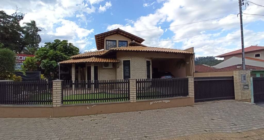 Casa com 3 quartos à venda na Barra do Rio Cerro, Jaraguá do Sul 