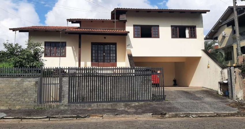 Casa a venda na Vila Lenzi