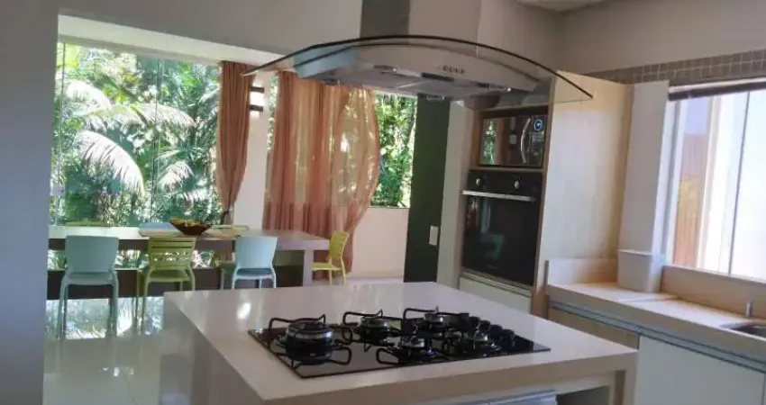 Casa com 7 quartos à venda no Nereu Ramos, Jaraguá do Sul 