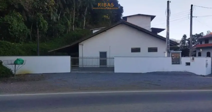 Barracão / Galpão / Depósito com 5 salas para alugar na Vila Chartres, Jaraguá do Sul 