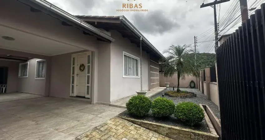 Casa à venda em jaraguá do sul-sc, bairro czerniewicz - jaragua do sul.