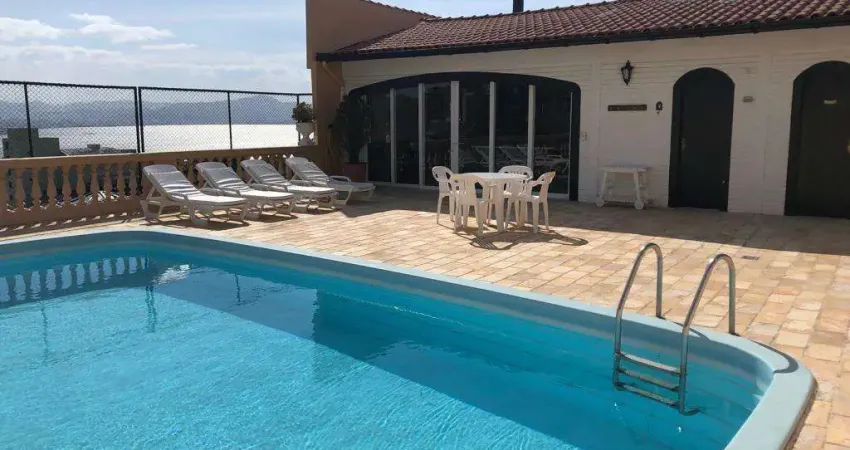 Casa com 3 quartos à venda na Avenida do Antão, --, Centro, Florianópolis