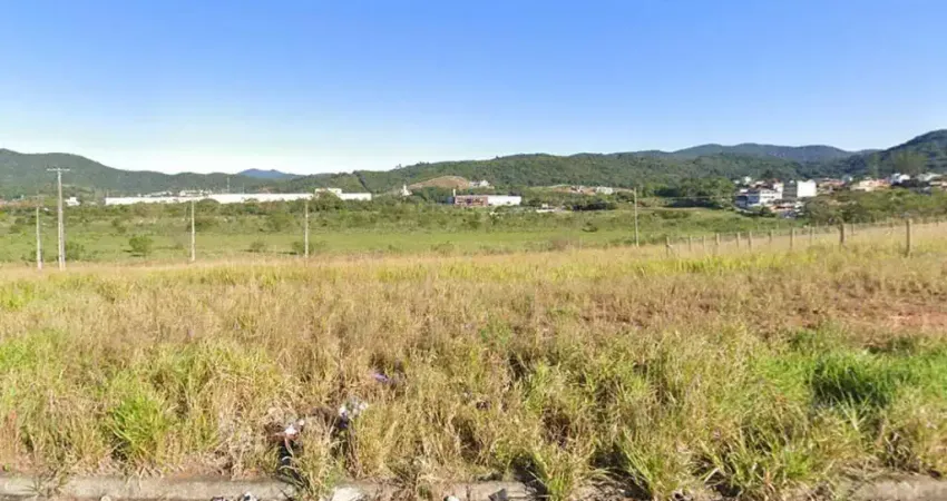 Terreno à venda na Rua Araçari, --, Forquilhas, São José