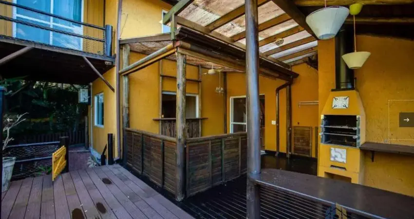 Casa com 4 quartos à venda na Servidão do Porto, --, Lagoa da Conceição, Florianópolis