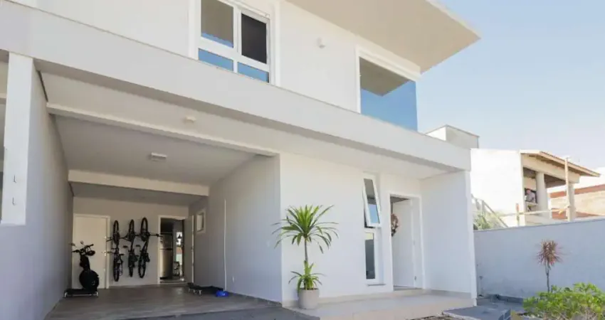 Casa com 3 quartos à venda na Rua Jabuticabeira do Sul, --, Alto Ribeirão Leste, Florianópolis