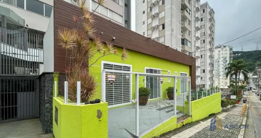 Casa comercial para alugar na Rua Crispim Mira, --, Centro, Florianópolis