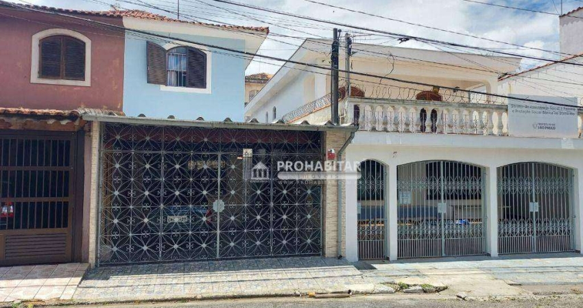 Sobrado à venda no Parque das Árvores