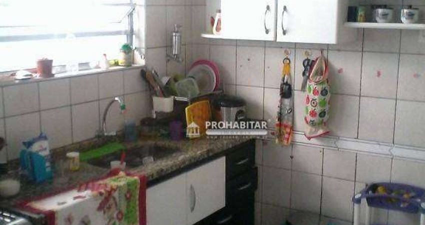 Vendo maravilhoso sobrado com 3 dormitórios, sala, cozinha, banheiro, área de serviço quintal espaçoso e com 02 vagas de garagem,