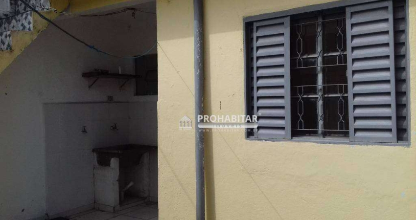 Vendo ótima casa na região do Jardim Cliper com 2 quartos, sala, cozinha, banheiro, 1 vaga de garagem, quintal, edícula com banheiro e lavanderia.
