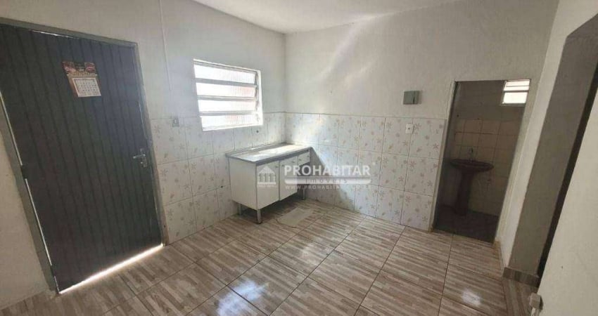 Casa com 1 dormitório para alugar na Vila Califórnia