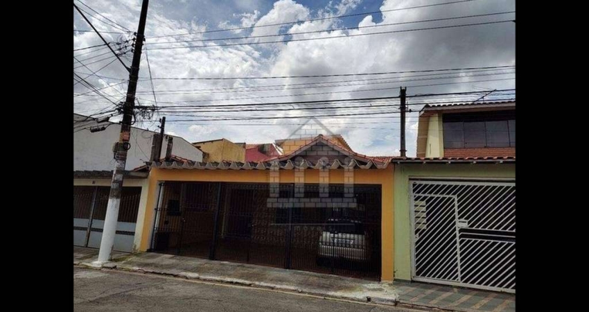 Casa com 4 dormitórios à venda no Parque Colonial
