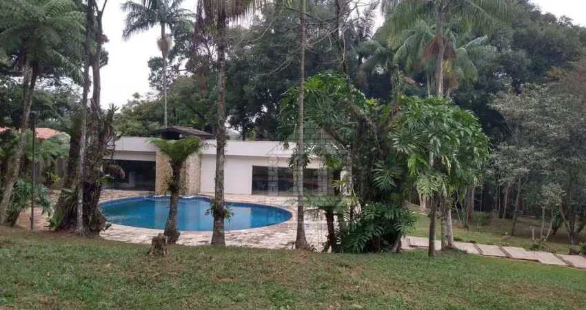 Casa com 4 dormitórios para alugar na Chácara Flora