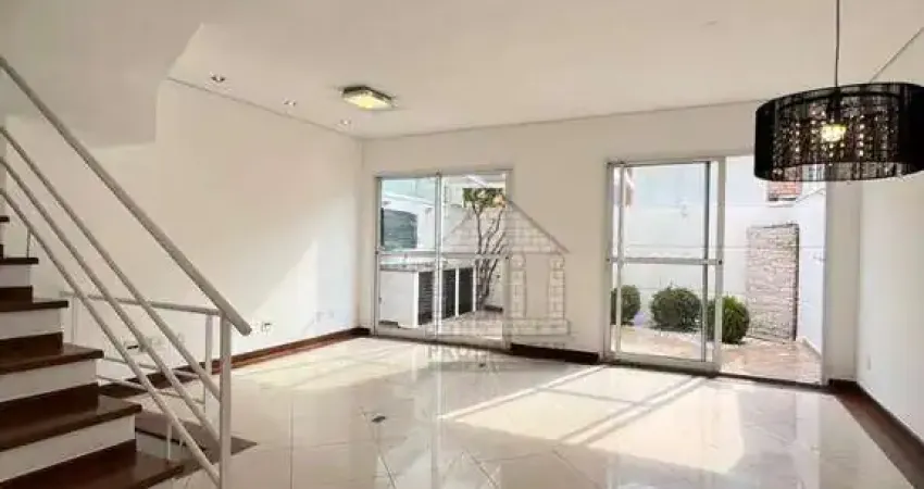 Casa em condomínio fechado com 3 quartos para alugar na Rua Moliére, --, Jardim Marajoara, São Paulo